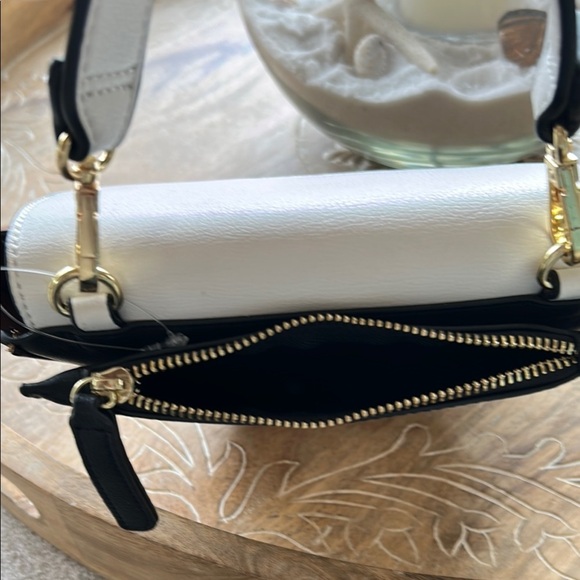 Source Unknown Black and Brown Mini Bag with Modern Design - Picture 6 of 9